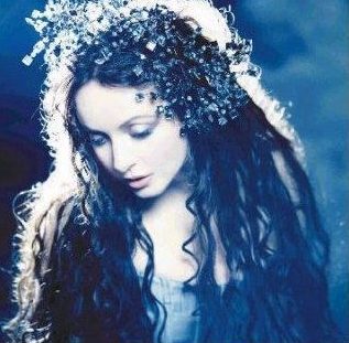 About Sarah - Sarah Brightman : Sarah Brightman