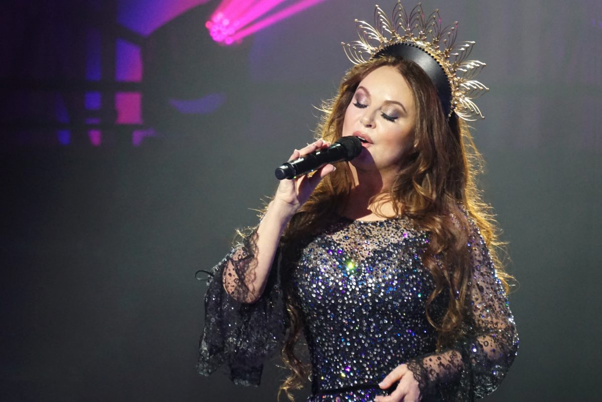 Swarovski Announces Collaboration with Sarah for HYMN World Tour ...