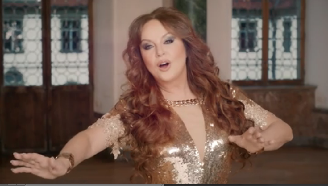 Lovely New GIFS on Sarah's GIPHY Channel - Sarah Brightman : Sarah ...